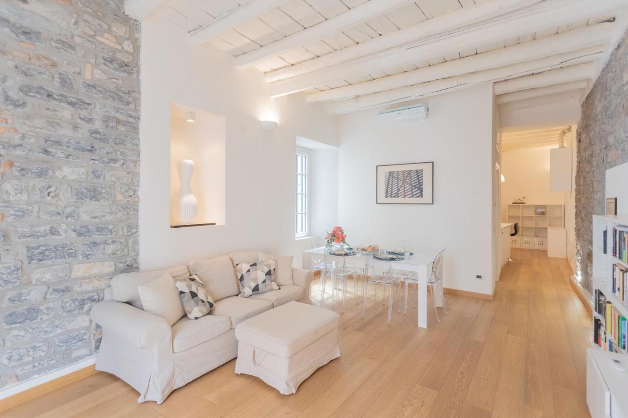 Apartment Wine Not In Centre